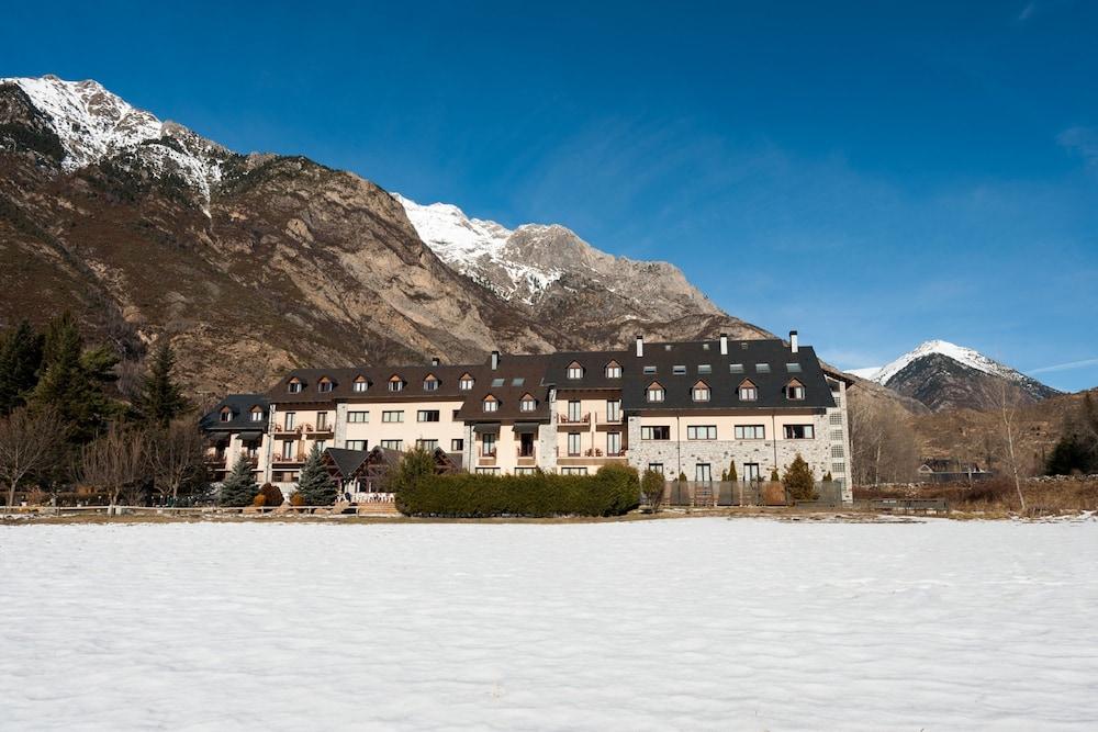 Sommos Hotel 3*